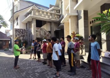 PC LDII Bogor Barat Gelar Kerja Bakti di Lingkungan Masjid Baitul Lu’Lui